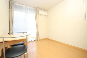 のマンスリーマンション・ウィークリーマンション「レオパレスＲＯＳＥ 102(No.166695)」メイン画像