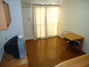 のマンスリーマンション・ウィークリーマンション「レオパレススバル 105(No.168678)」メイン画像