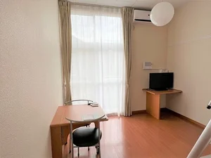 のマンスリーマンション・ウィークリーマンション「レオパレス小柳 201(No.171836)」メイン画像