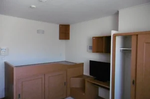 のマンスリーマンション・ウィークリーマンション「レオパレス白鷹 203(No.172388)」メイン画像