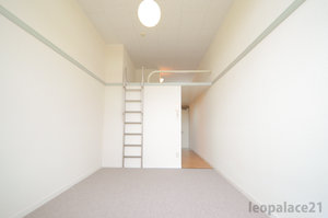 大阪のウィークリーマンション・マンスリーマンション「レオパレスけやき通り 202(No.173783)」メイン画像
