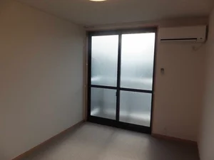 神奈川県のマンスリーマンション・ウィークリーマンション「レオパレスハイム三ツ沢 301(No.177527)」メイン画像