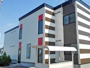 北海道医療大学札幌あいの里キャンパス周辺のマンスリーマンション・ウィークリーマンション「レオパレス白樺 202(No.178677)」メイン画像