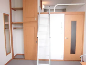 のマンスリーマンション・ウィークリーマンション「レオパレスモリエール 204(No.179884)」メイン画像