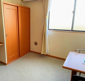 のマンスリーマンション・ウィークリーマンション「レオパレスＭＡＳＵＤＡ 210(No.181177)」メイン画像