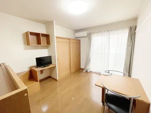 館林駅（群馬県）のマンスリーマンション・ウィークリーマンション「レオパレスフラワーヒル花山 107(No.186019)」メイン画像