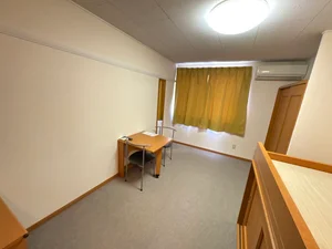 のマンスリーマンション・ウィークリーマンション「レオパレスラポール 207(No.186044)」メイン画像