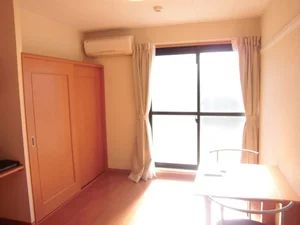 足利市のマンスリーマンション・ウィークリーマンション「レオパレスパークサライ 104(No.186246)」メイン画像