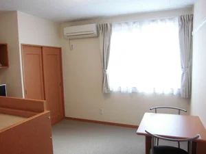 足利市のマンスリーマンション・ウィークリーマンション「レオパレスタピスリー 209(No.186292)」メイン画像