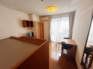 佛教大学紫野キャンパス周辺のマンスリーマンション・ウィークリーマンション「レオパレス琇 102(No.188188)」メイン画像