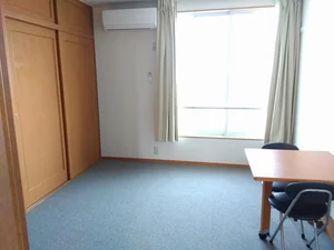 太田駅（香川県）のマンスリーマンション・ウィークリーマンション「レオパレスＣｏｚｙ　ｃｏｕｒｔ 202(No.188407)」メイン画像