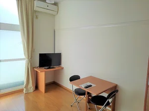 のマンスリーマンション・ウィークリーマンション「レオパレスＳｕｎＦｌｏｗｅｒ 106(No.188450)」メイン画像