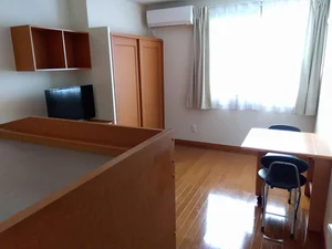 のマンスリーマンション・ウィークリーマンション「レオパレスブレッツァ　イースト 106(No.188739)」メイン画像