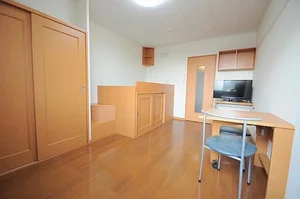 鶴居駅（兵庫県）のマンスリーマンション・ウィークリーマンション「レオパレス屋形Ⅱ 209(No.195428)」メイン画像