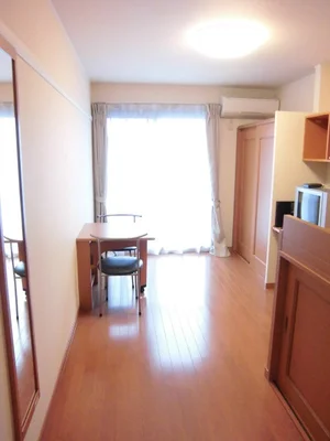 のマンスリーマンション・ウィークリーマンション「レオパレスコンフォートⅡ 106(No.195844)」メイン画像