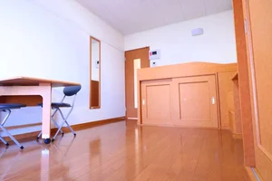 摂南大学寝屋川キャンパス周辺のマンスリーマンション・ウィークリーマンション「レオパレスヴィルドミール 202(No.200816)」メイン画像