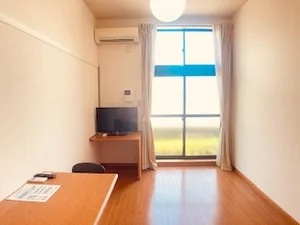 大阪芸術大学短期大学部伊丹学舎周辺のマンスリーマンション・ウィークリーマンション「レオパレスＴａｋａｒａｚｕｋａ 103(No.202431)」メイン画像