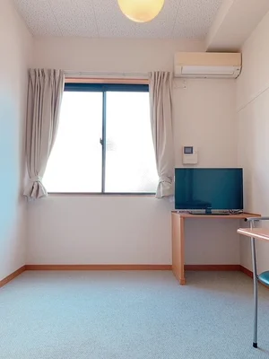 のマンスリーマンション・ウィークリーマンション「レオパレスＣＯＣＯ 205(No.202448)」メイン画像