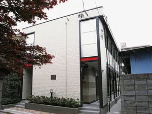 のマンスリーマンション・ウィークリーマンション「レオパレスＣａｐｐｕｃｃｉｎｏ 204(No.204256)」メイン画像