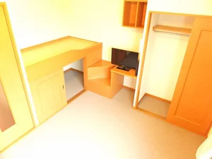 のマンスリーマンション・ウィークリーマンション「レオパレスＡＵＢＥ　沼垂東 202(No.204320)」メイン画像