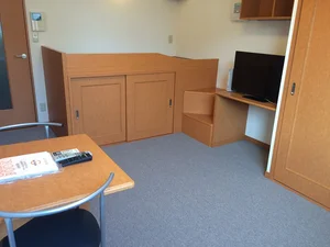 のマンスリーマンション・ウィークリーマンション「レオパレスワールド 209(No.207561)」メイン画像