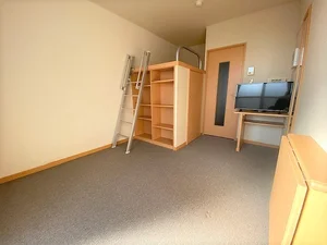 のマンスリーマンション・ウィークリーマンション「レオパレス八右衛門 207(No.208247)」メイン画像