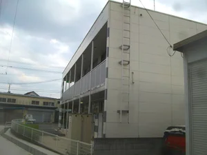 三郷駅（奈良県）のマンスリーマンション・ウィークリーマンション「レオパレスＢＩＧＲＩＶＥＲ 202(No.209521)」メイン画像