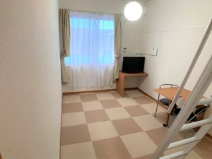 のマンスリーマンション・ウィークリーマンション「レオパレス大学通り 202(No.211895)」メイン画像