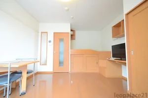 のマンスリーマンション・ウィークリーマンション「レオパレスプランドール西山本町 204(No.212404)」メイン画像