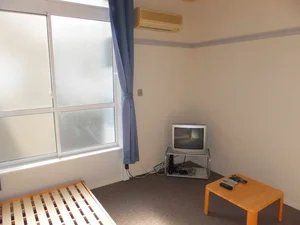 のマンスリーマンション・ウィークリーマンション「レオパレスバロン・ドール 301(No.213117)」メイン画像