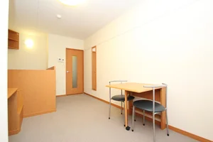 福岡県のマンスリーマンション・ウィークリーマンション「レオパレスＯＡＫＳ 204(No.213260)」メイン画像