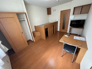 のマンスリーマンション・ウィークリーマンション「レオパレスマリーナ 108(No.217127)」メイン画像