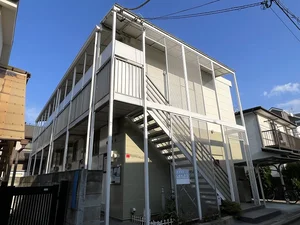 のマンスリーマンション・ウィークリーマンション「レオパレスＫＩＺＵＫＩ 201(No.225511)」メイン画像