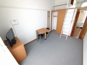 中野島駅（神奈川県）のマンスリーマンション・ウィークリーマンション「レオパレスヴィレッジ 302(No.225683)」メイン画像