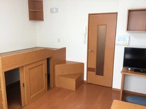 群馬県のマンスリーマンション・ウィークリーマンション「レオパレスくうる 201(No.229879)」メイン画像