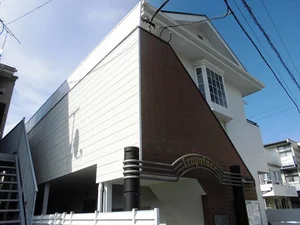 川崎市立川崎病院周辺のマンスリーマンション・ウィークリーマンション「レオパレスハーモニーハイツ鶴見 207(No.231637)」メイン画像