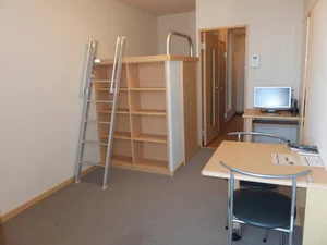 日本大学短期大学部船橋キャンパス周辺のマンスリーマンション・ウィークリーマンション「レオパレスカミーリア 203(No.234721)」メイン画像