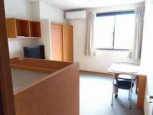 香川県のマンスリーマンション・ウィークリーマンション「レオパレス松原Ａ 202(No.238727)」メイン画像