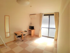 のマンスリーマンション・ウィークリーマンション「レオパレスレインボーロード 203(No.238732)」メイン画像