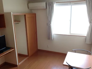 甲府駅（山梨県）のマンスリーマンション・ウィークリーマンション「レオパレスＲｏｓｅｔｔｅ 101(No.240077)」メイン画像