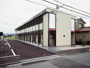 のマンスリーマンション・ウィークリーマンション「レオパレスＳＡＫＡＩ 103(No.248583)」メイン画像