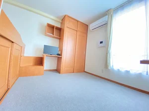 のマンスリーマンション・ウィークリーマンション「レオパレスＥａｓｔ 201(No.251377)」メイン画像