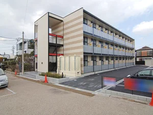 のマンスリーマンション・ウィークリーマンション「レオパレスカーサ　クワトロ 303(No.256870)」メイン画像