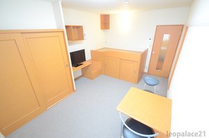 のマンスリーマンション・ウィークリーマンション「レオパレスポムドテール 212(No.257475)」メイン画像
