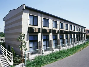 のマンスリーマンション・ウィークリーマンション「レオパレス屋形の森 210(No.260744)」メイン画像