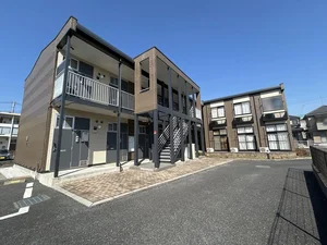 のマンスリーマンション・ウィークリーマンション「レオパレス千年の時 202(No.260828)」メイン画像