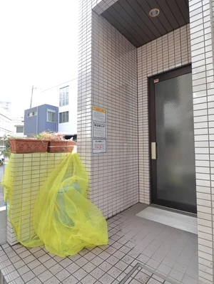 敷地内ゴミ捨て場