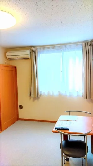 のマンスリーマンション・ウィークリーマンション「レオパレスセゾン 210(No.267911)」メイン画像