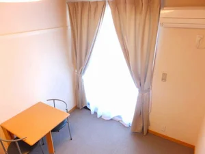 のマンスリーマンション・ウィークリーマンション「レオパレスレフア 305(No.268797)」メイン画像