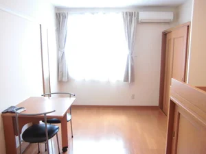 のマンスリーマンション・ウィークリーマンション「レオパレススカースデール 109(No.270578)」メイン画像